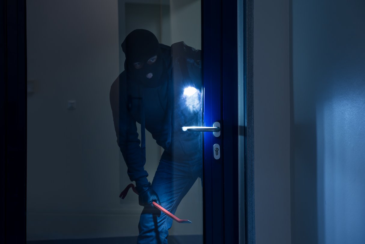 Einbrechern auf der Spur - Wie sicher sind Ihre Fenster und Türen? 